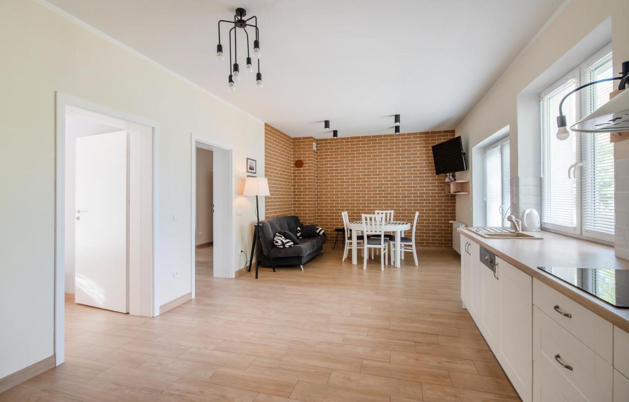 Apartament Pod Zaglem Z Widokiem Na Jezioro, Oczy Mazur Giżycko Exteriör bild